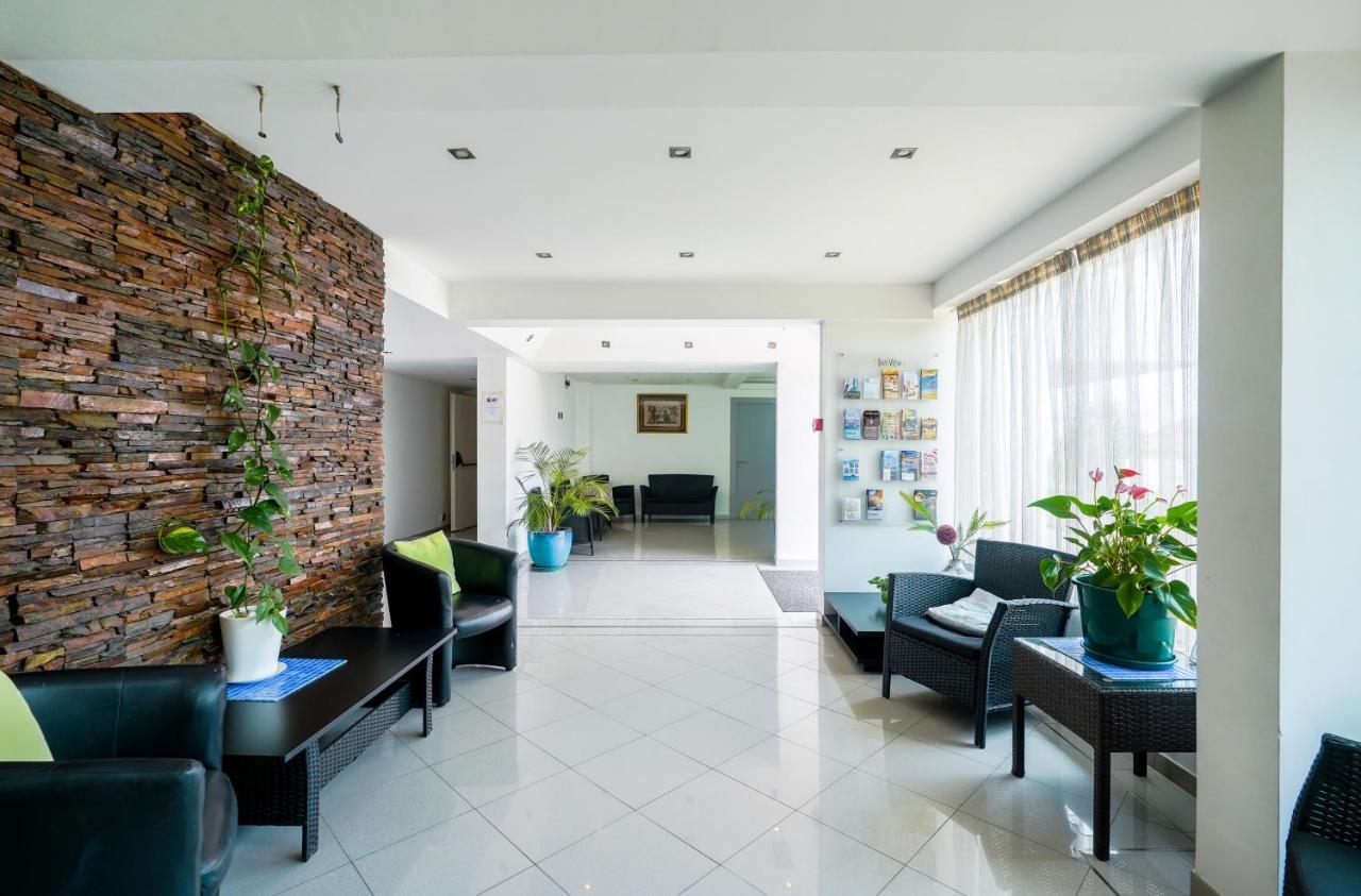 Bay View Apartment W/Pool 3-Min Walk To The Beach Albufeira Luaran gambar